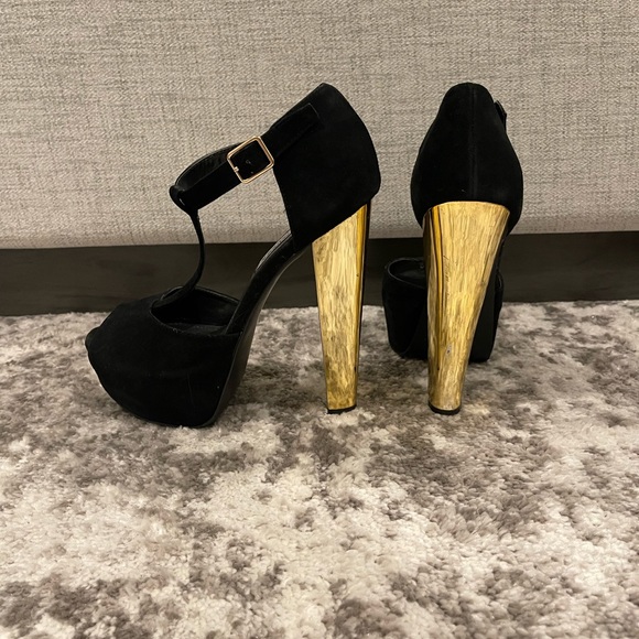 Steve Madden Pumps - Picture 4 of 4